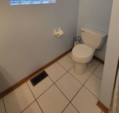 14241 Mackinaw Avenue, Burnham, IL 60633