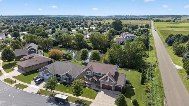 1120 N Division Street, Waunakee, WI 53597