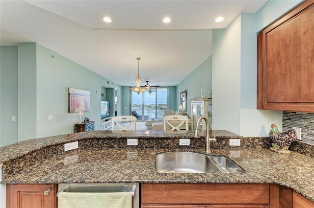 610 RIVIERA DUNES WAY 406, Palmetto, FL 34221