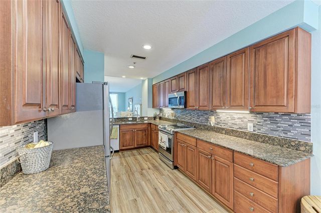 610 RIVIERA DUNES WAY 406, Palmetto, FL 34221