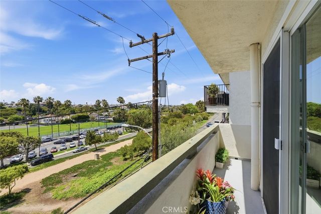 1600 Ardmore Avenue 231, Hermosa Beach, CA 90254