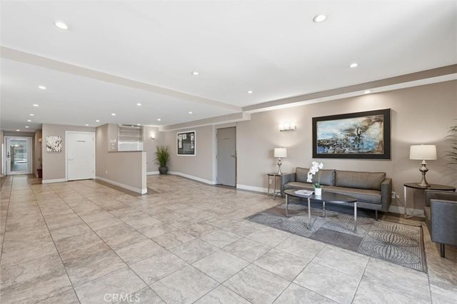 1600 Ardmore Avenue 231, Hermosa Beach, CA 90254