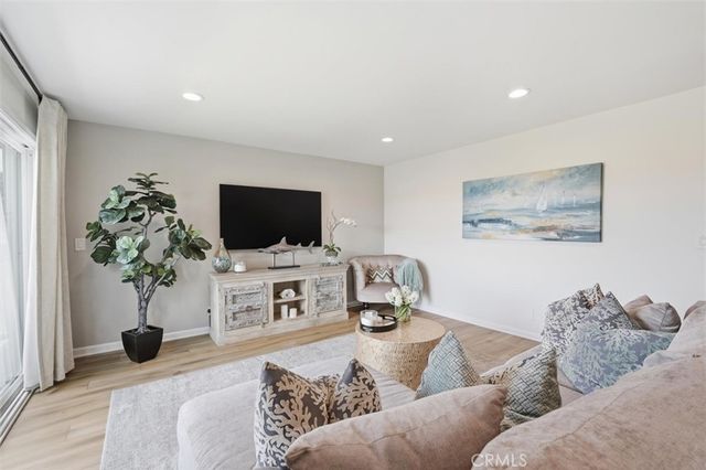 1600 Ardmore Avenue 231, Hermosa Beach, CA 90254