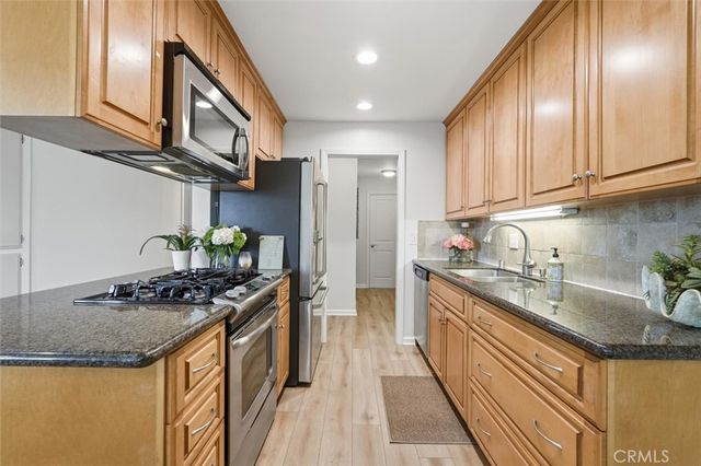 1600 Ardmore Avenue 231, Hermosa Beach, CA 90254
