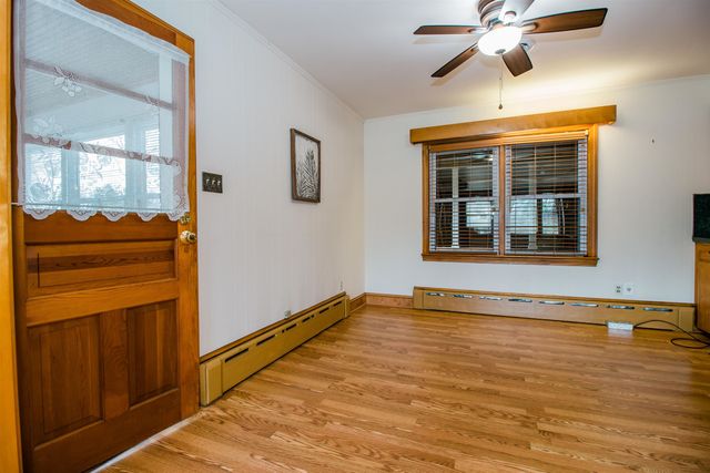 355 WESTVIEW ST, Dayton, VA 22821