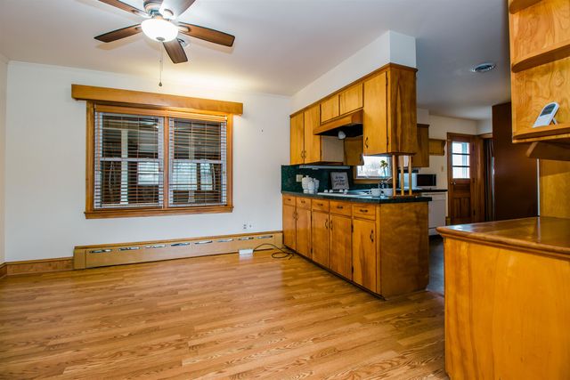 355 WESTVIEW ST, Dayton, VA 22821