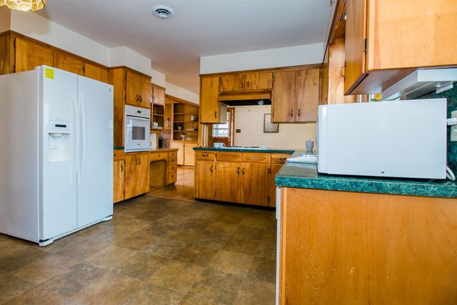 355 WESTVIEW ST, Dayton, VA 22821