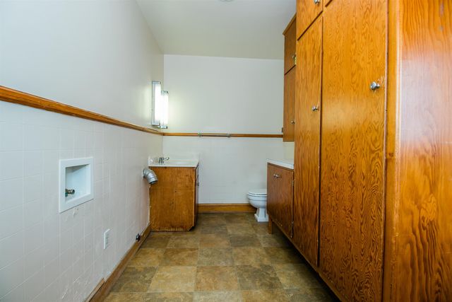 355 WESTVIEW ST, Dayton, VA 22821