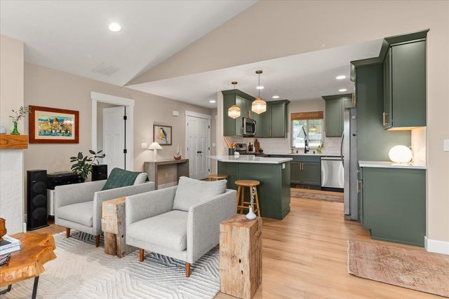14026 E Sanson Ave, Spokane Valley, WA 99216