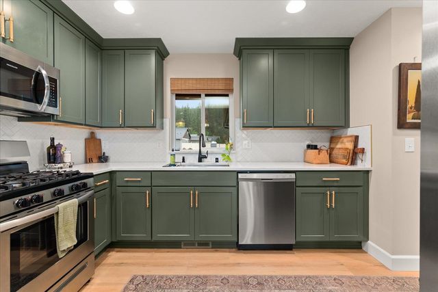 14026 E Sanson Ave, Spokane Valley, WA 99216