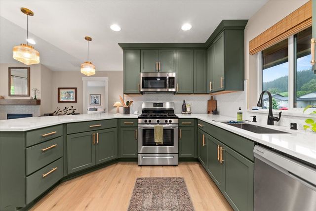 14026 E Sanson Ave, Spokane Valley, WA 99216
