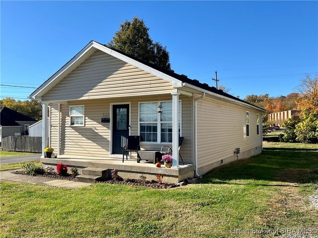 917 Valley View Road, New Albany, IN 47150