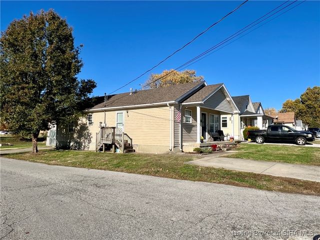 917 Valley View Road, New Albany, IN 47150