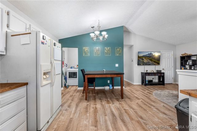 917 Valley View Road, New Albany, IN 47150