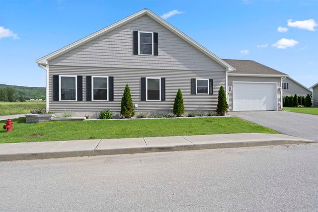978 Franklin Park West, St. Albans Town, VT 05478