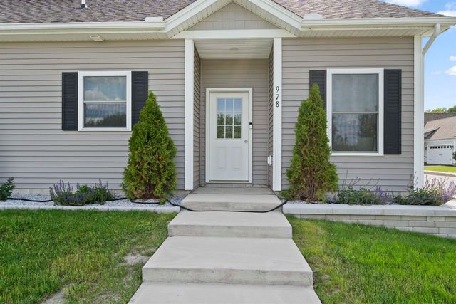 978 Franklin Park West, St. Albans Town, VT 05478