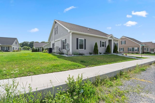 978 Franklin Park West, St. Albans Town, VT 05478