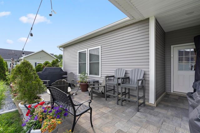 978 Franklin Park West, St. Albans Town, VT 05478