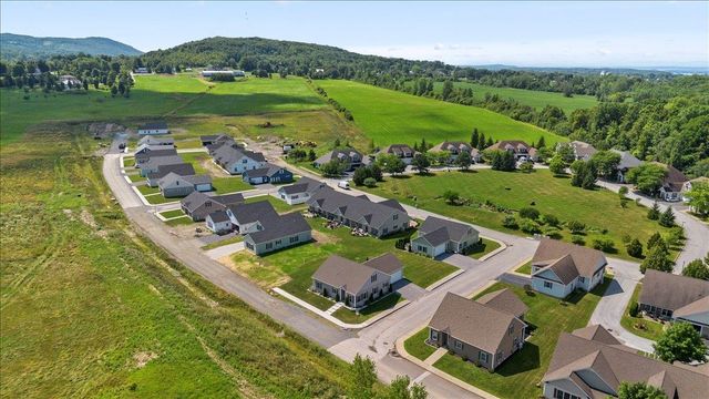 978 Franklin Park West, St. Albans Town, VT 05478