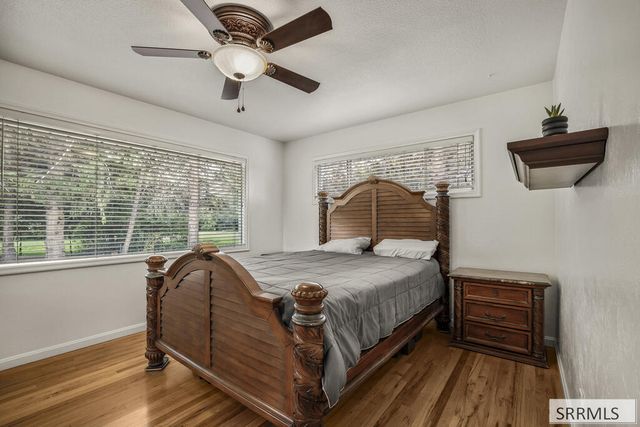 1881 W 49th S, Idaho Falls, ID 83402