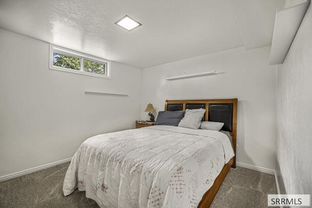1881 W 49th S, Idaho Falls, ID 83402
