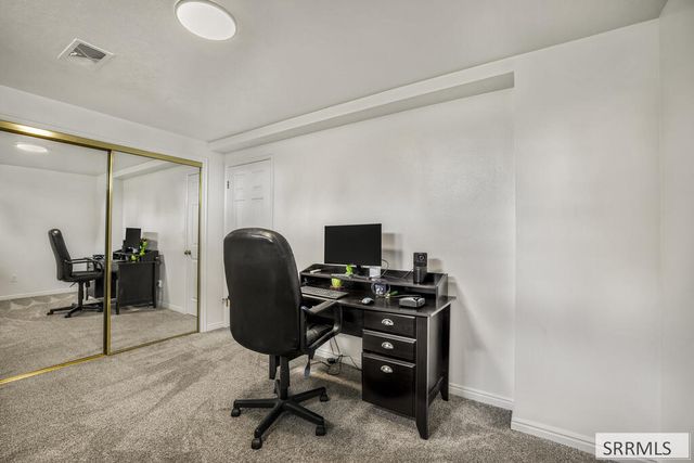 1881 W 49th S, Idaho Falls, ID 83402