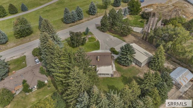 1881 W 49th S, Idaho Falls, ID 83402