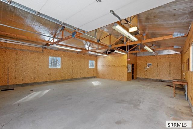 1881 W 49th S, Idaho Falls, ID 83402