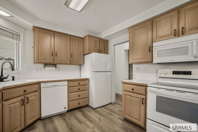 1881 W 49th S, Idaho Falls, ID 83402