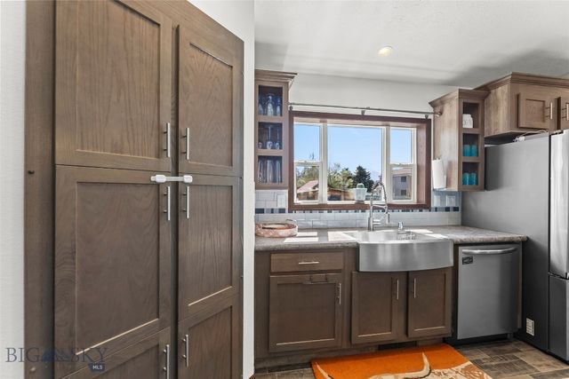 719 Mirza Way, Ennis, MT 59729