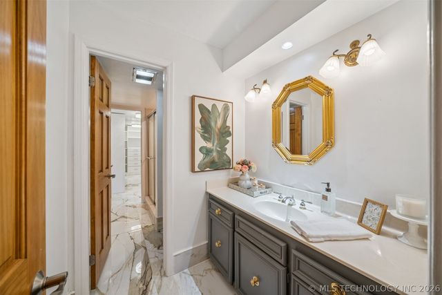 25472 S 4110 Road, Claremore, OK 74019