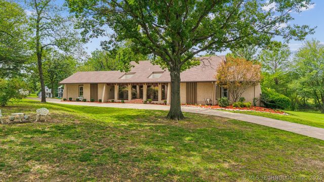 25472 S 4110 Road, Claremore, OK 74019