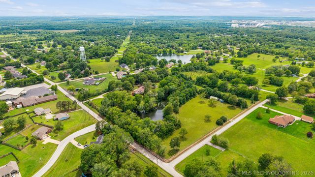 25472 S 4110 Road, Claremore, OK 74019