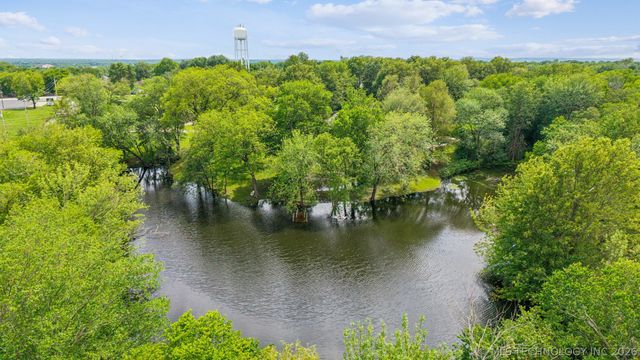 25472 S 4110 Road, Claremore, OK 74019
