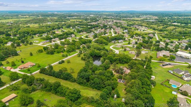 25472 S 4110 Road, Claremore, OK 74019