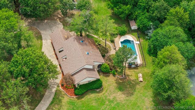 25472 S 4110 Road, Claremore, OK 74019