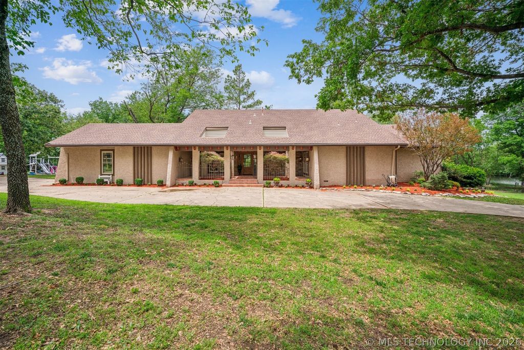 25472 S 4110 Road, Claremore, OK 74019
