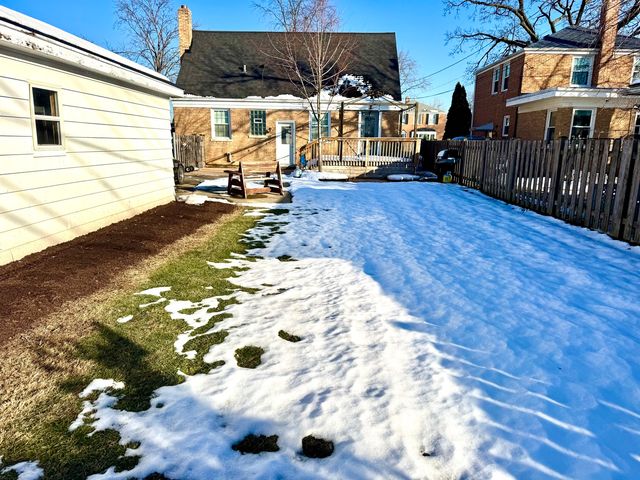 1636 Manchester Avenue, Westchester, IL 60154