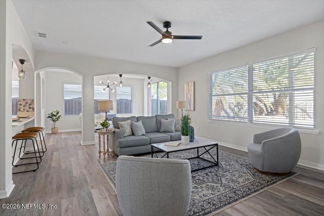 1344 HAWKS CREST Drive, Middleburg, FL 32068