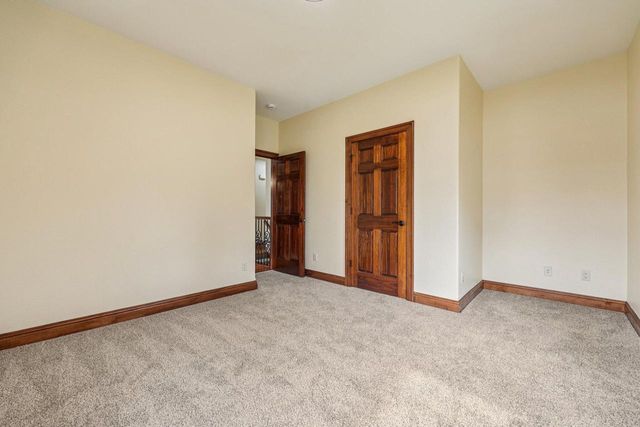 560 Birchwood DRIVE, Hartland, WI 53029