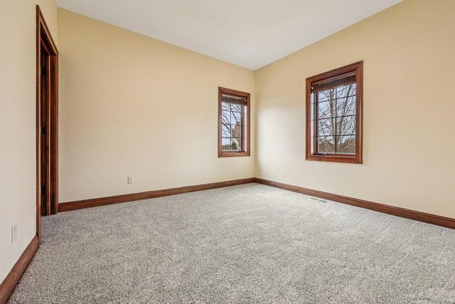 560 Birchwood DRIVE, Hartland, WI 53029