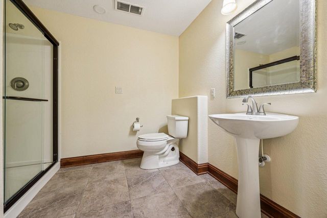 560 Birchwood DRIVE, Hartland, WI 53029