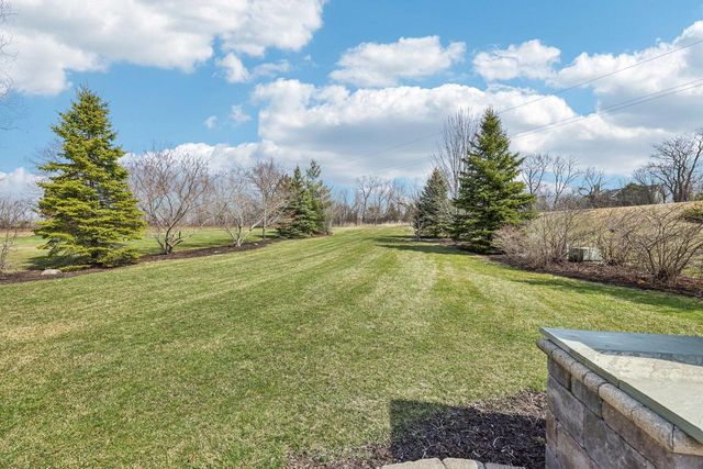 560 Birchwood DRIVE, Hartland, WI 53029