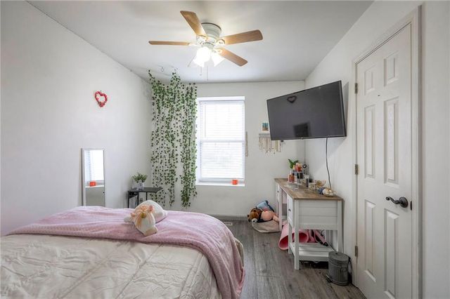 10624 N Wallace Avenue, Kansas City, MO 64157