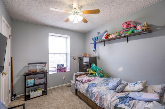 10624 N Wallace Avenue, Kansas City, MO 64157