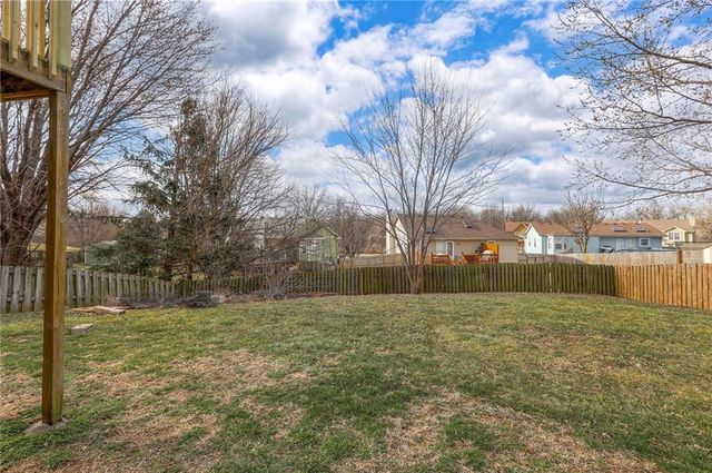 10624 N Wallace Avenue, Kansas City, MO 64157