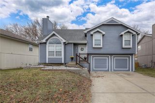 10624 N Wallace Avenue, Kansas City, MO 64157