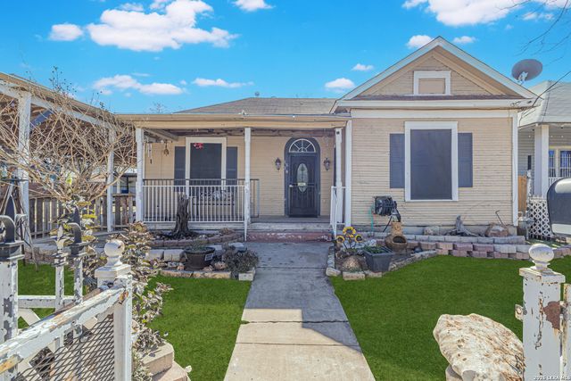 1518 W Travis St, San Antonio, TX 78207