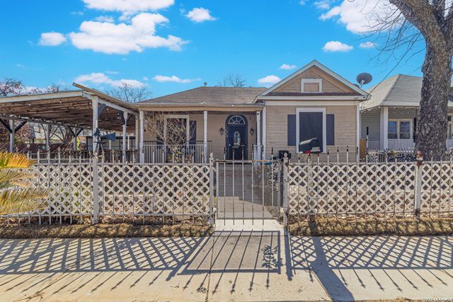 1518 W Travis St, San Antonio, TX 78207