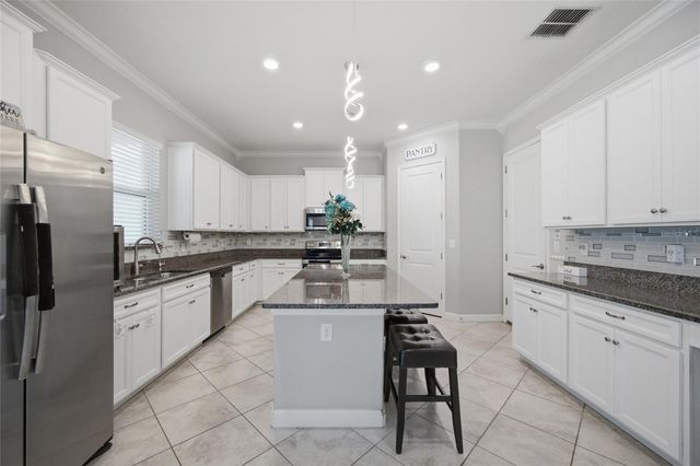 11419 SUNBURST MARBLE ROAD, Riverview, FL 33579